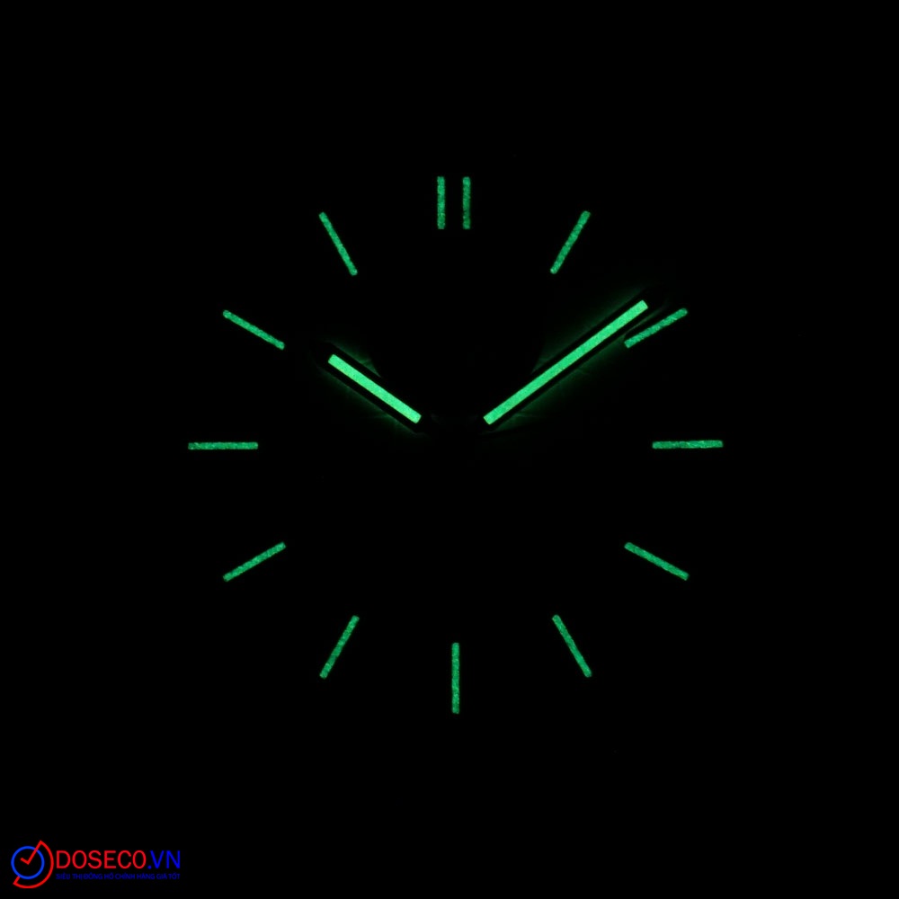 Kim, cọc số của đồng hồ có dạ quang, giúp người đeo dễ dàng quan sát thời gian trong bóng tối